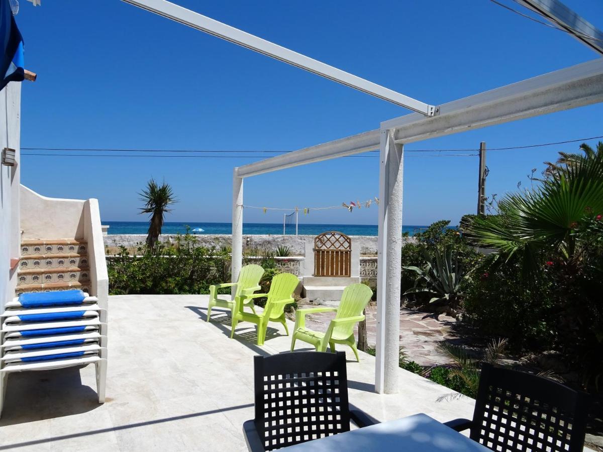Villa At Seafront With Private Garden-655 Dénia Extérieur photo